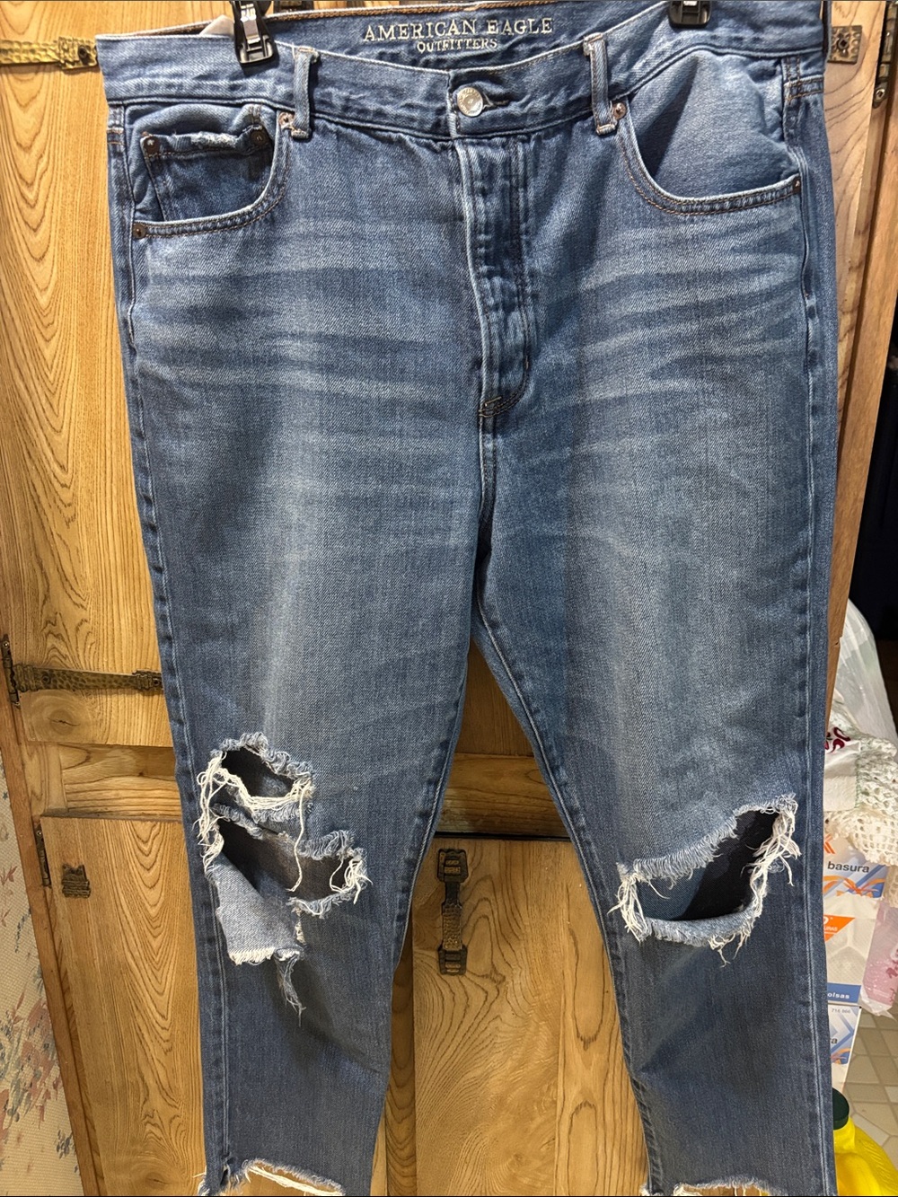 Ripped Skinny Jeans American Eagle size 14 Regular